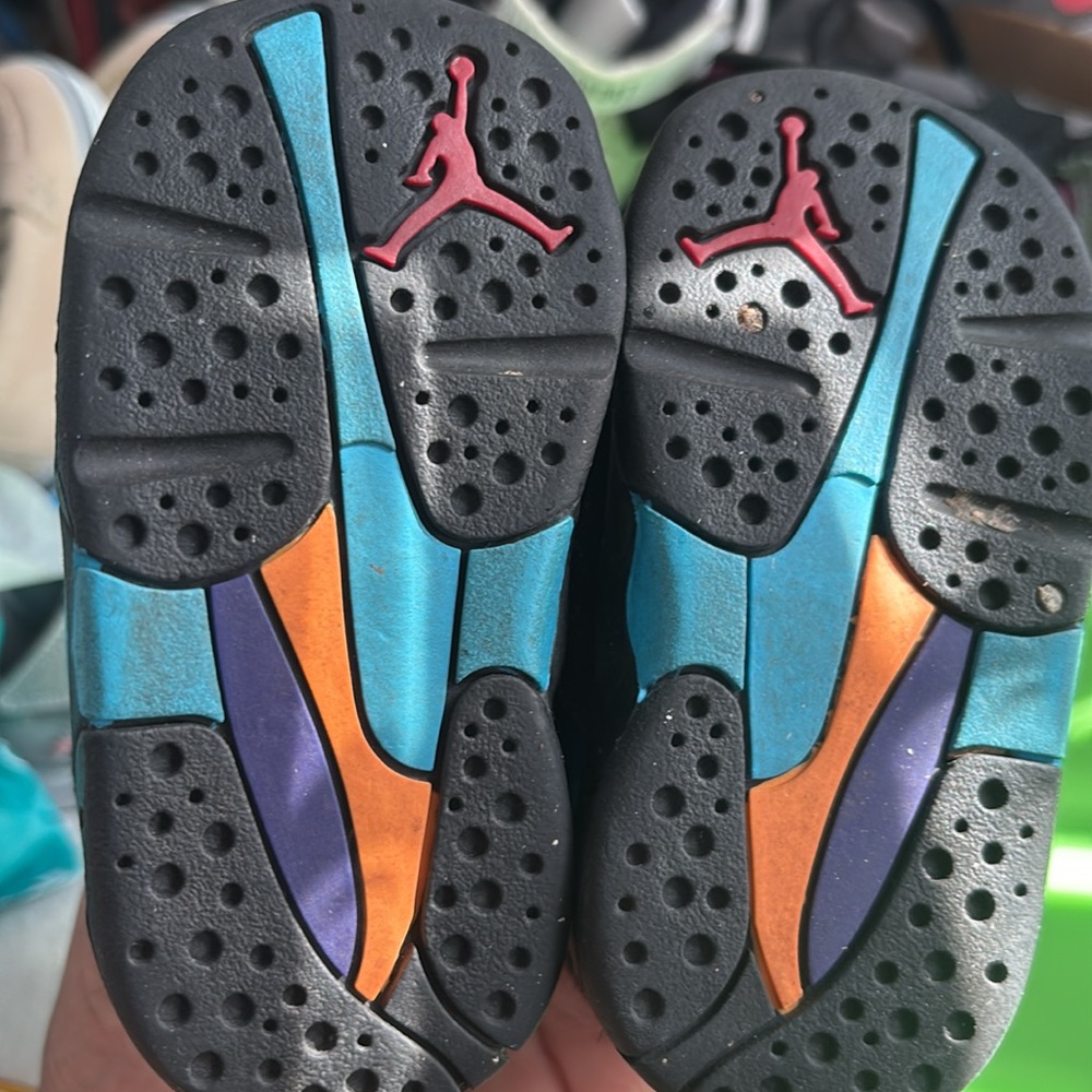 Baby Retro Jordans - Picture 4 of 5